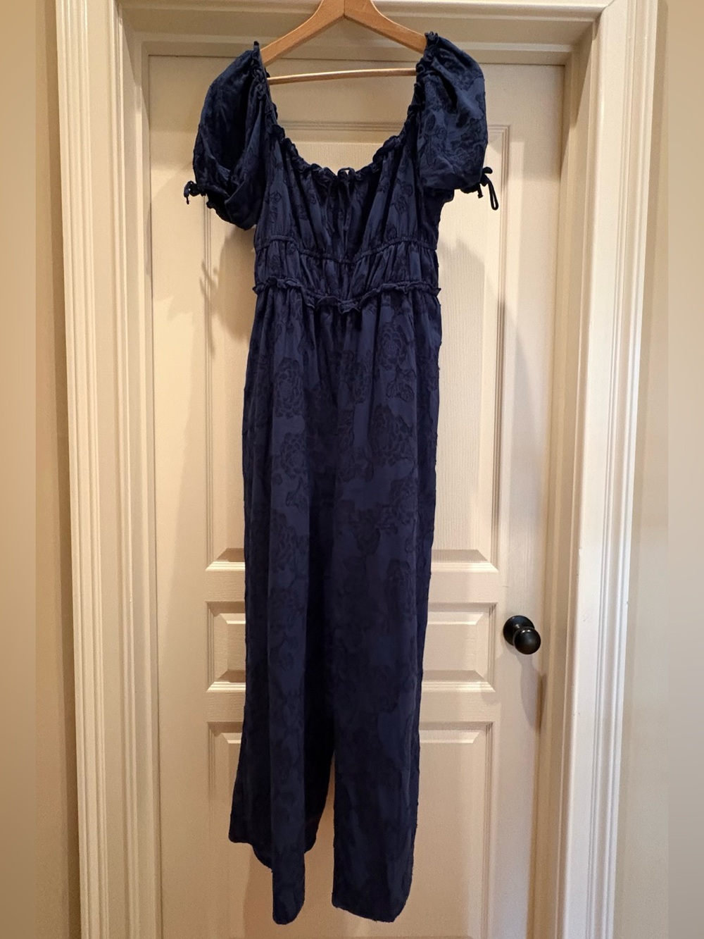 Anthropologie - Sarah Hann Linen Blend Puff-Sleeve Jumpsuit - Picture 6 of 9